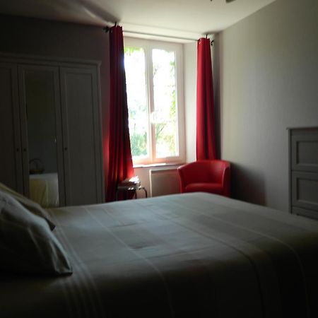 Meubles De Tourisme La Reserve Saint-Pierre-les-Bois Екстер'єр фото